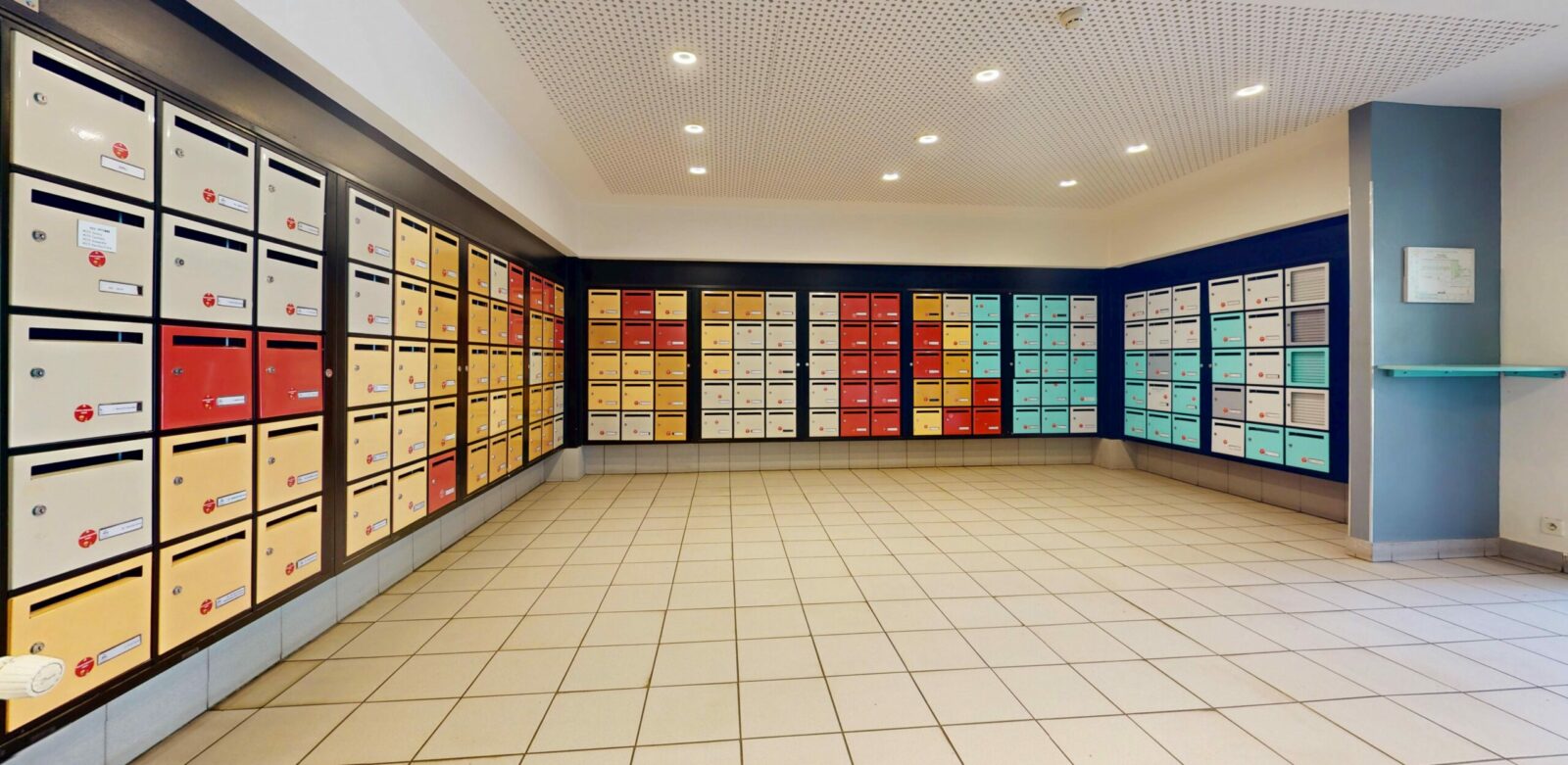 Hall - résidence étudiante Vélizy-Villacoublay - Victor Guerreau