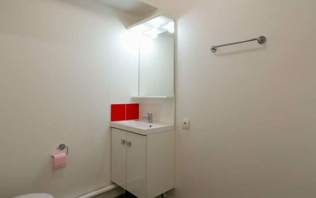 salle d'eau résidence étudiante Edgar Faure à Palaiseau - ARPEJ
