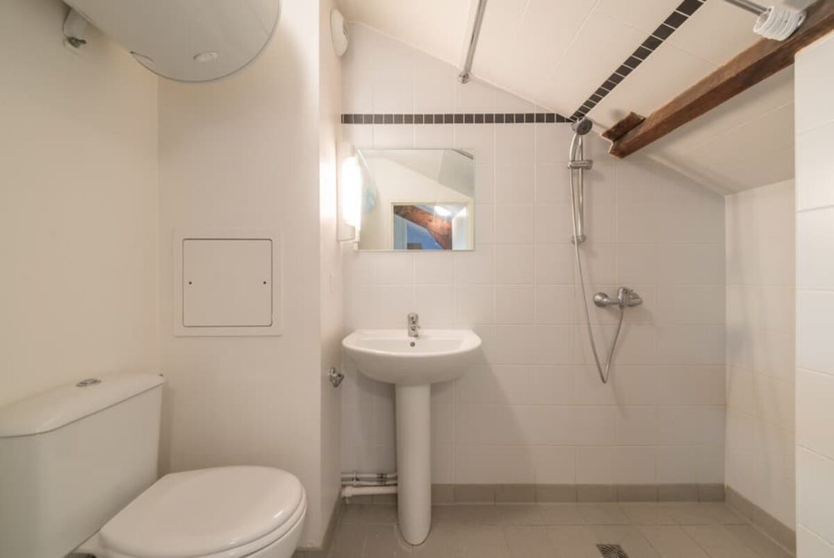Salle de bain résidence étudiante Baudin à Gennevilliers - Arpej
