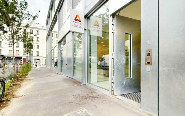 extérieur résidence étudiante Danielle Casanova à Paris 18ème - ARPEJ