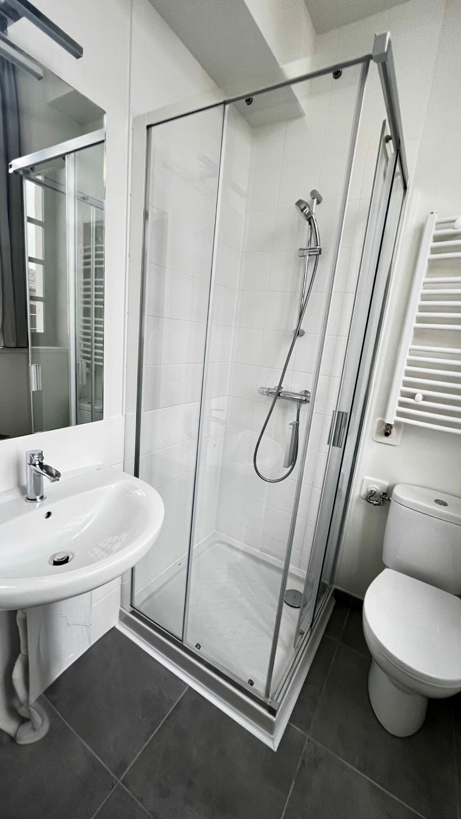 salle de bain résidence étudiante Scipion à Paris - Arpej