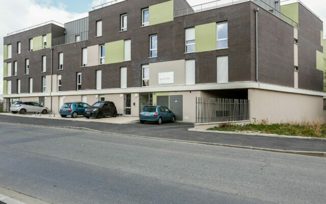 extérieur résidence étudiante Edgar Faure à Palaiseau - ARPEJ