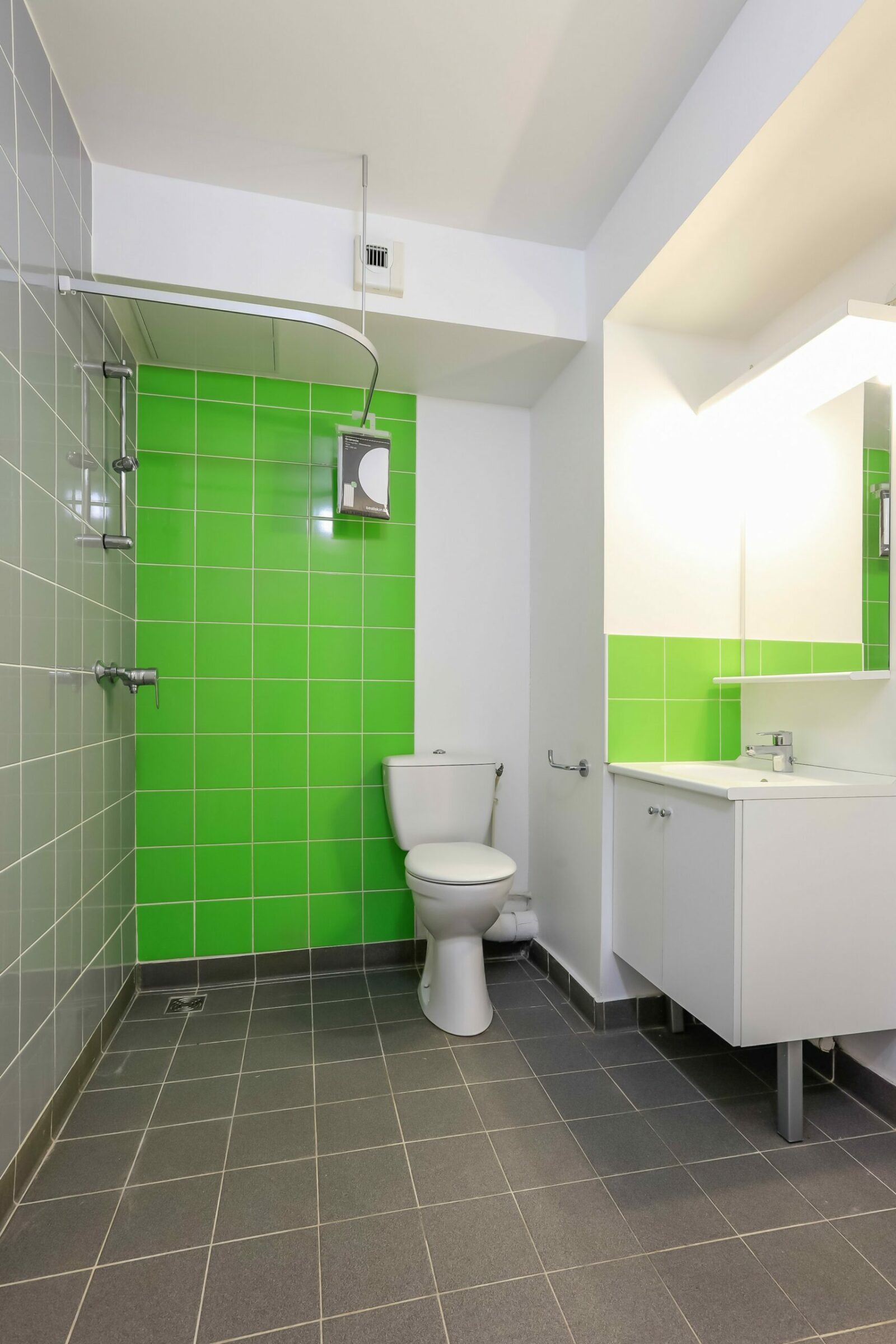 salle d'eau résidence étudiante Frida Kahlo à Montreuil - Arpej