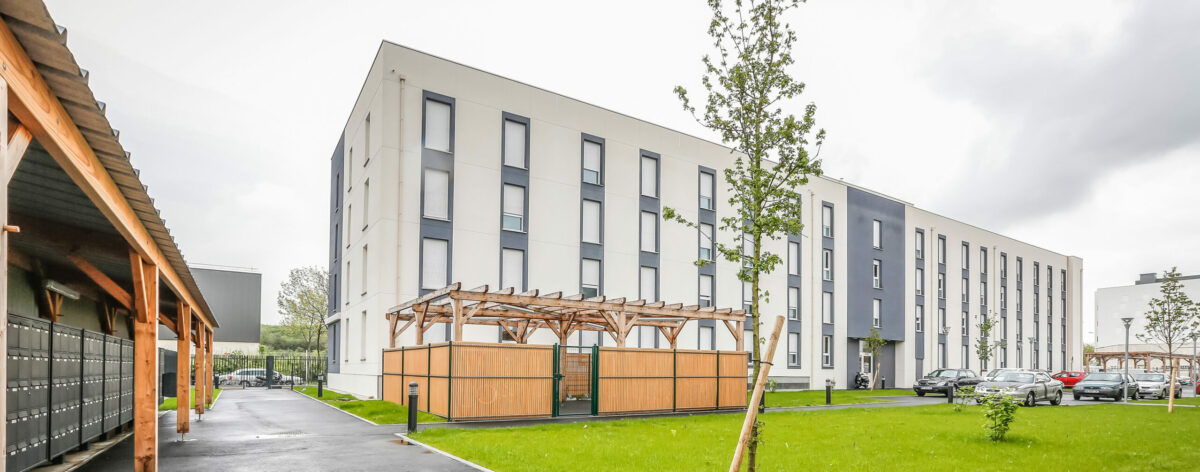 extérieur résidence étudiante Val Pompadour à Valenton - ARPEJ